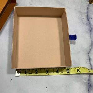 Louis Vuitton Party Supplies - LOUIS VUITTON empty gift box Louis Vuitton Party Supplies - LOUIS VUITTON empty gift box